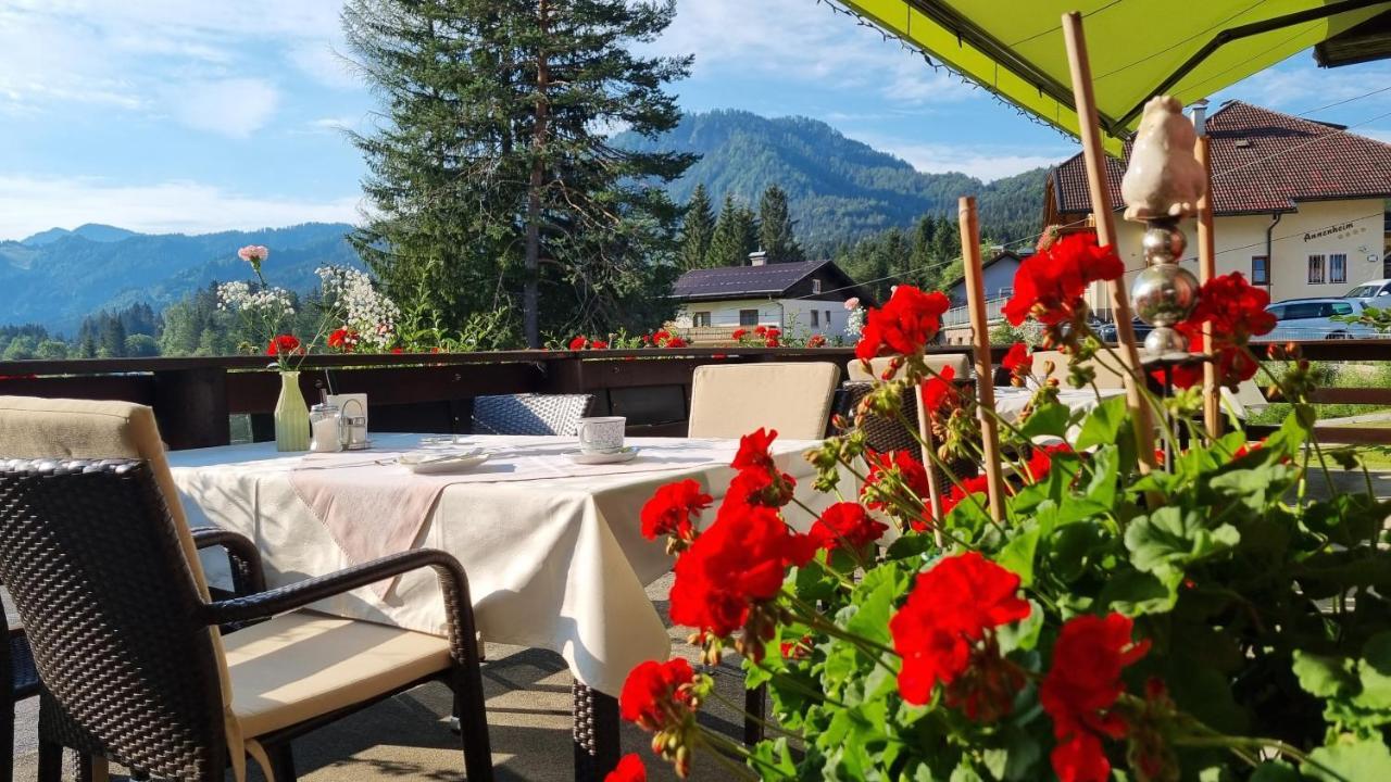 Kraners Alpenhof BIO Bed&Breakfast Pension Weissensee Exterior foto