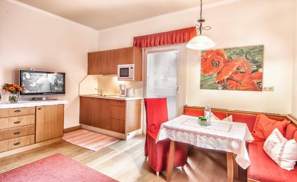 Kraners Alpenhof BIO Bed&Breakfast Pension Weissensee Exterior foto